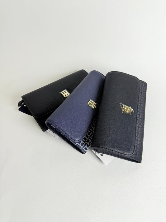 Tommy Hilfiger Monogram Flap Wallet