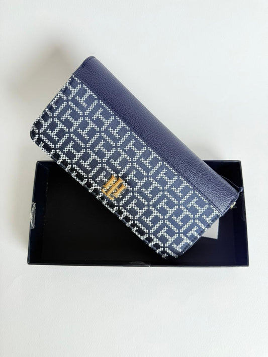 Tommy Hilfiger Monogram Zip Wallet-  with box